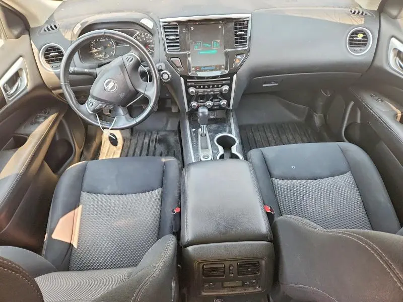 2018 NISSAN PATHFINDER SV  
