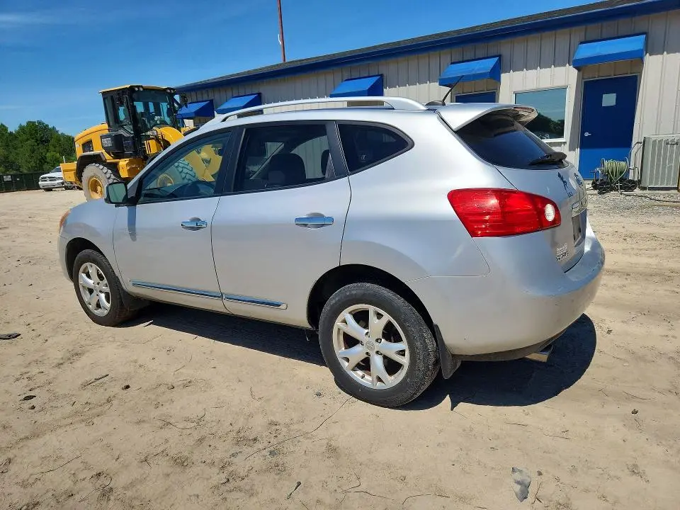 2011 NISSAN ROGUE S  