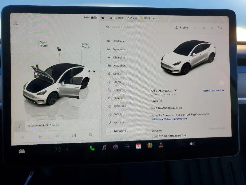 2025 TESLA MODEL Y   