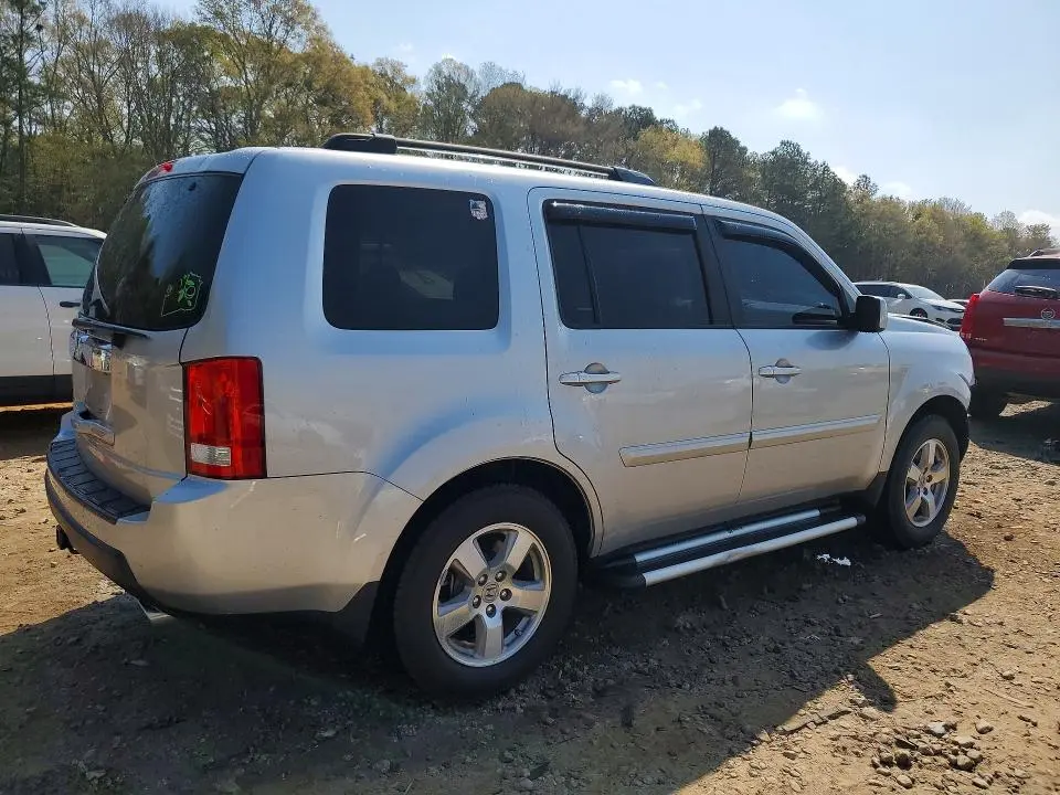 2011 HONDA PILOT EX  