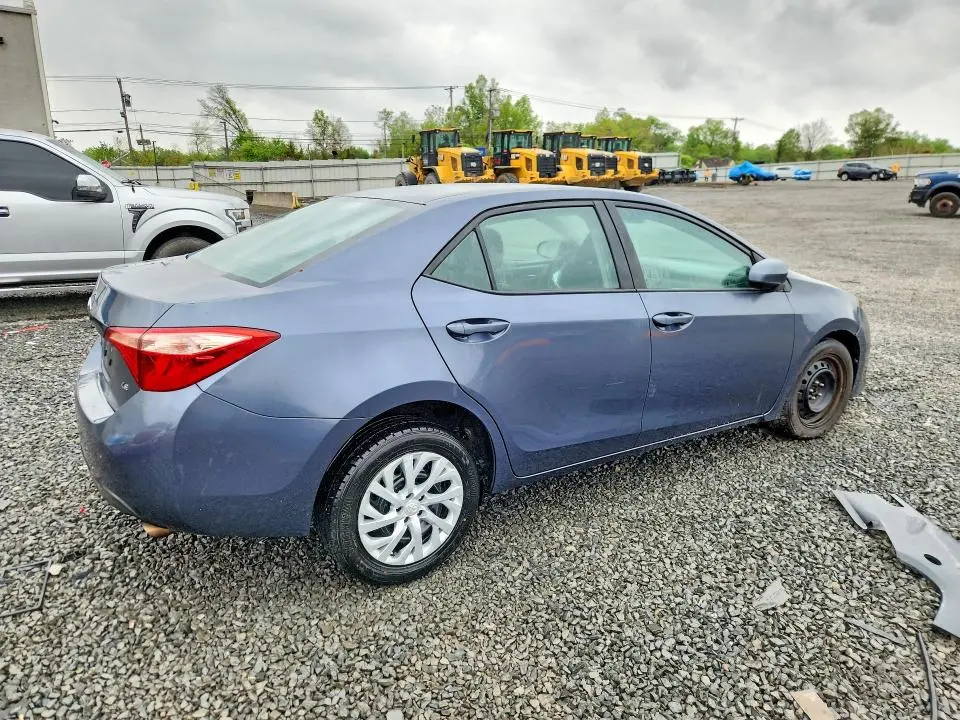 2018 TOYOTA COROLLA LE  