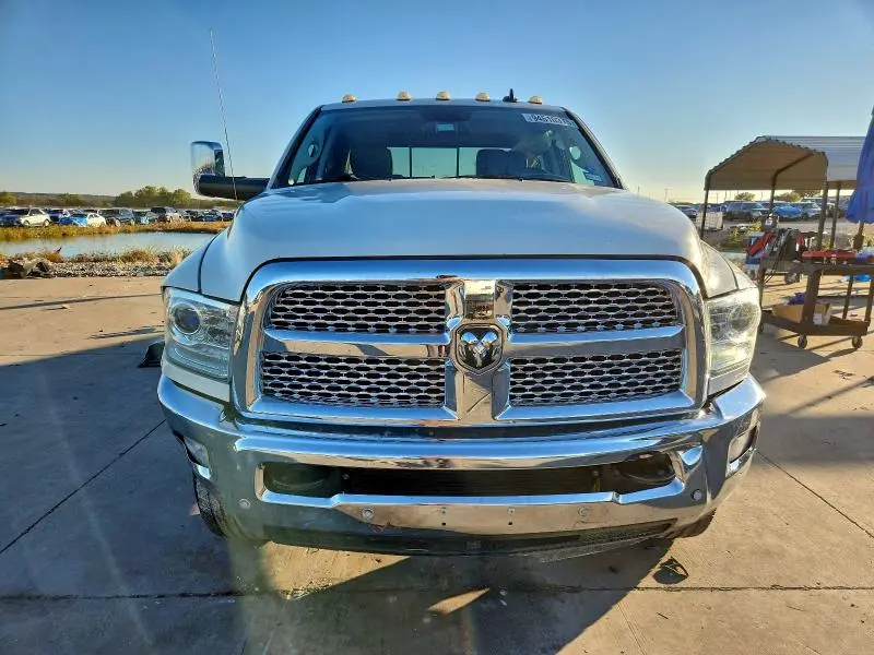 2016 RAM 2500 LARAMIE  