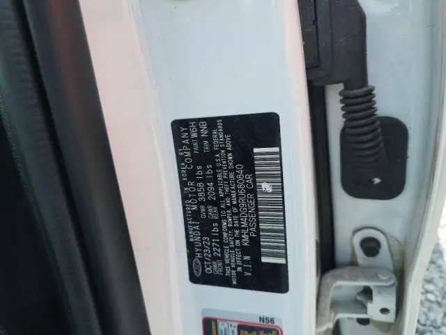 2024 HYUNDAI ELANTRA SEL  