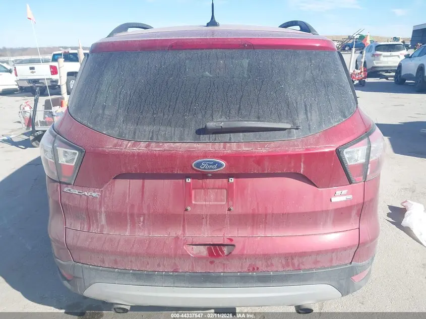 2018 FORD ESCAPE SE