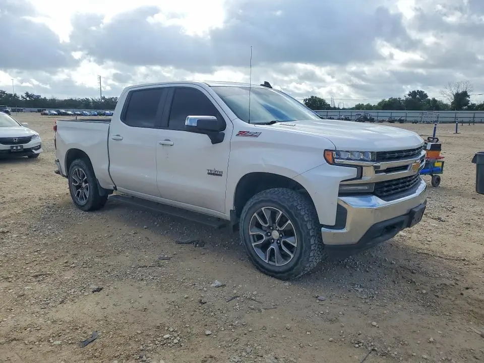 2020 CHEVROLET SILVERADO K1500 LT  