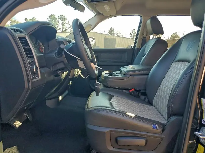 2022 RAM 1500 CLASSIC TRADESMAN  