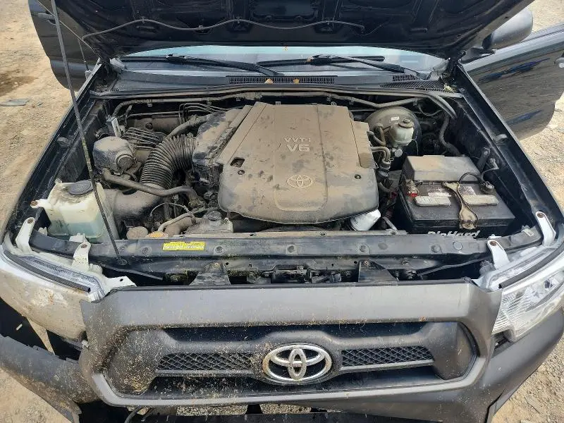 2012 TOYOTA TACOMA V6  