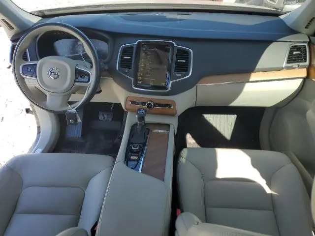 2021 VOLVO XC90 T5 MOMENTUM  