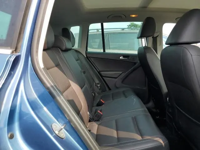 2017 VOLKSWAGEN TIGUAN WOLFSBURG  