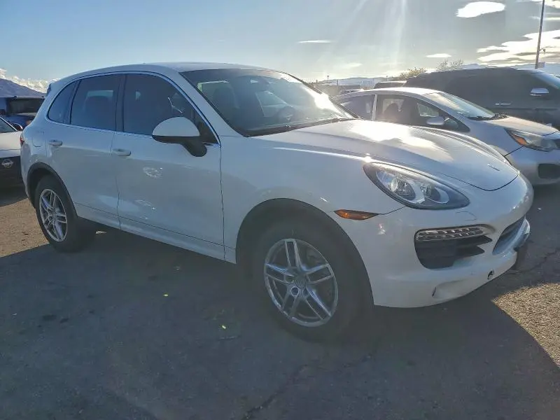 2011 PORSCHE CAYENNE   