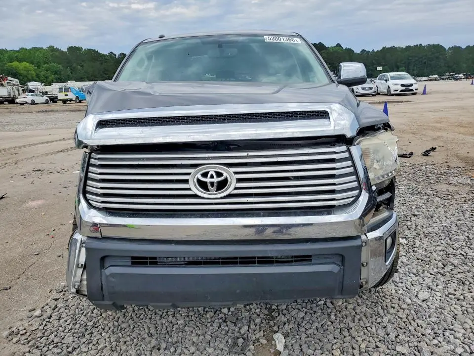 2017 TOYOTA TUNDRA CREWMAX LIMITED  