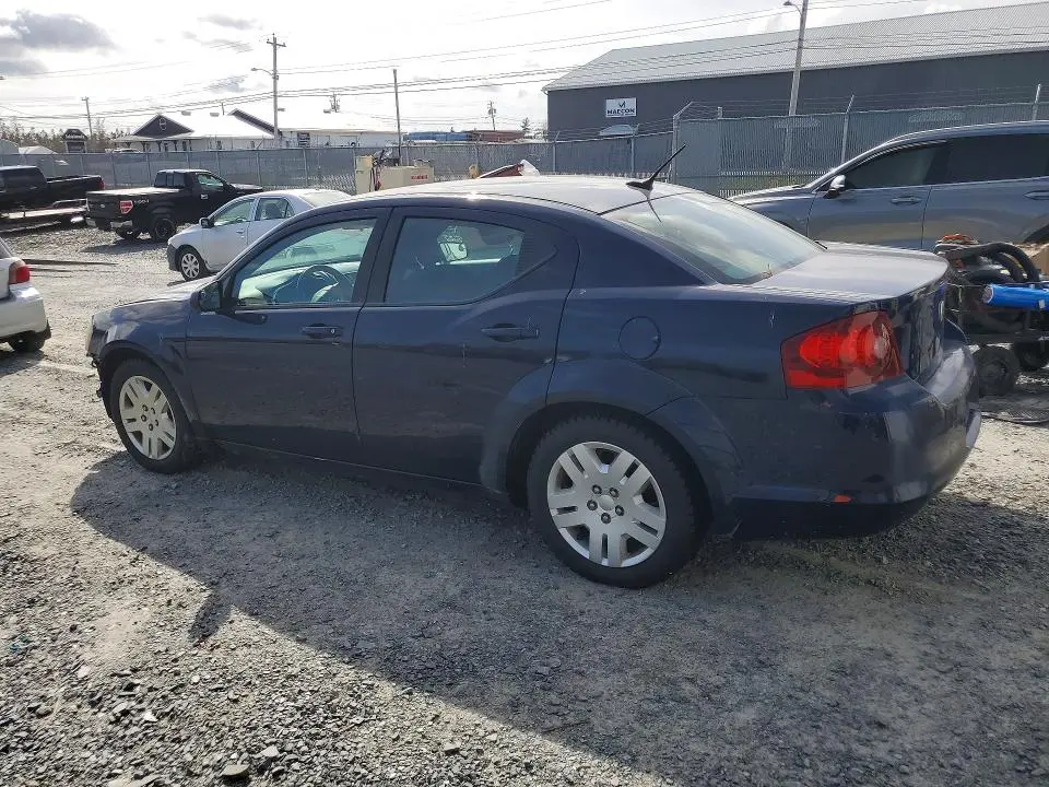 2013 DODGE AVENGER SE  