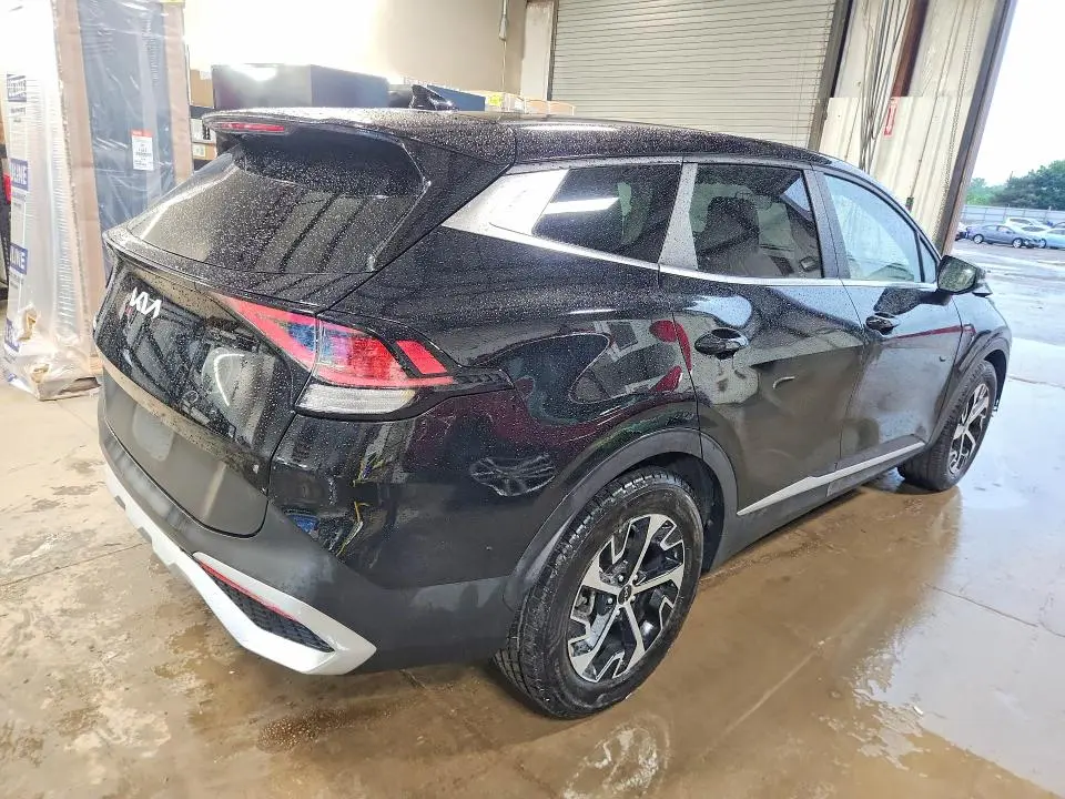 2023 KIA SPORTAGE EX  