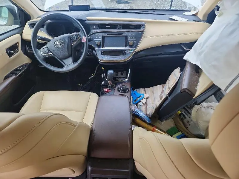 2016 TOYOTA AVALON XLE  