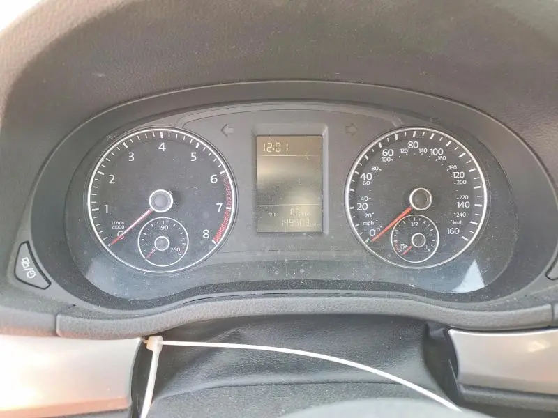 2015 VOLKSWAGEN PASSAT S  