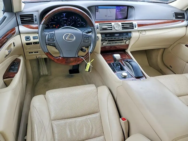 2016 LEXUS LS   