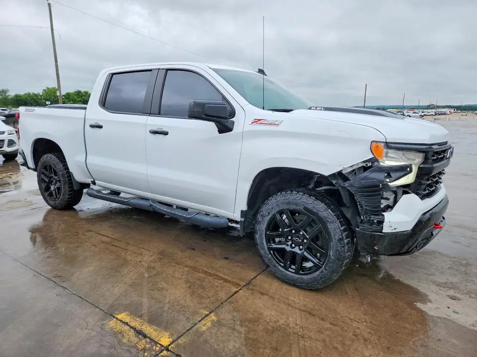 2024 CHEVROLET SILVERADO K1500 LT TRAIL BOSS  