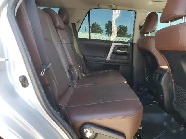 2018 TOYOTA 4RUNNER SR5/SR5 PREMIUM  