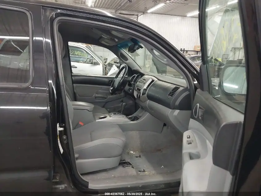 2011 TOYOTA TACOMA BASE V6