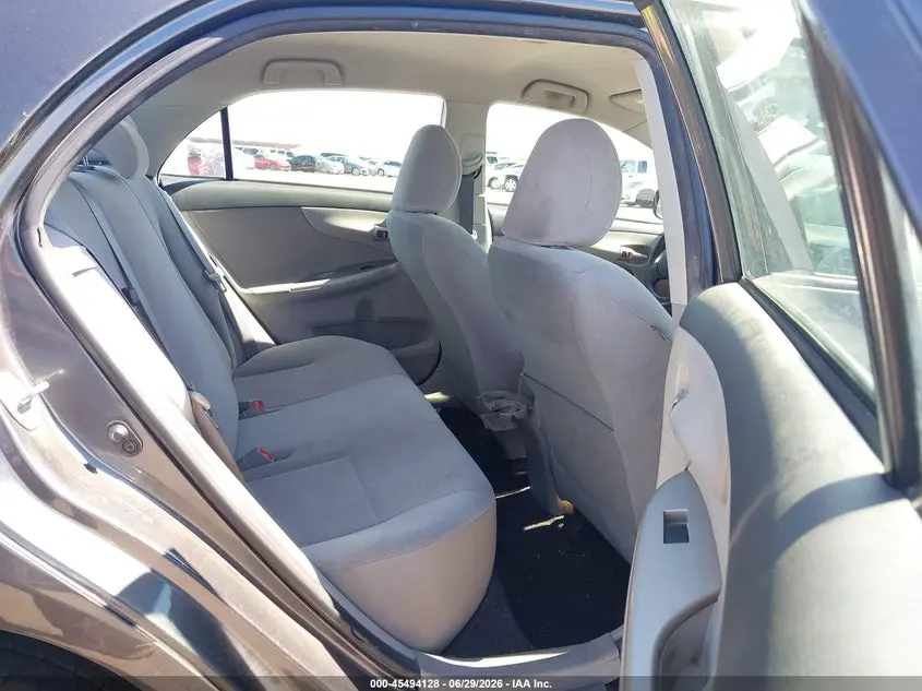 2011 TOYOTA COROLLA LE