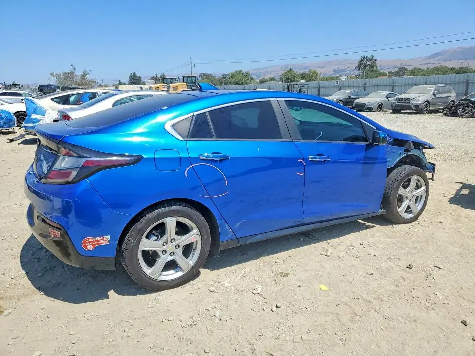 2017 CHEVROLET VOLT LT  