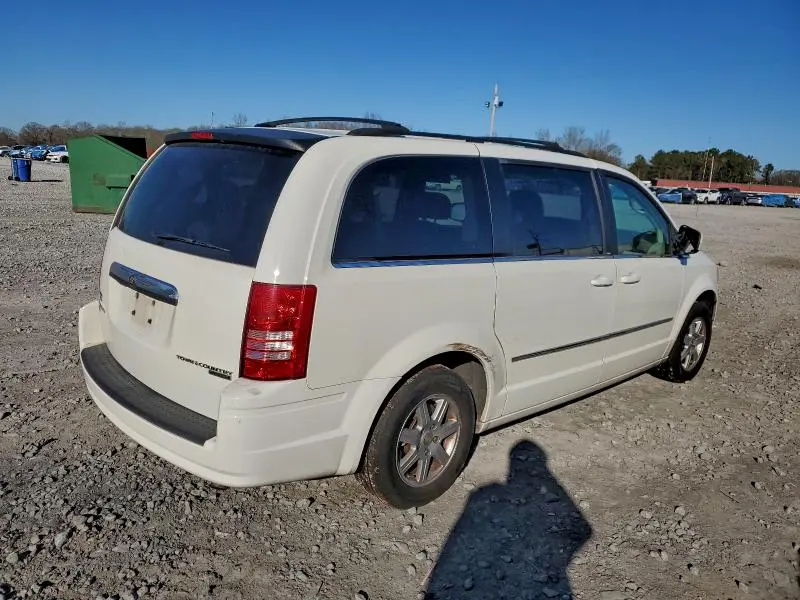 2010 CHRYSLER TOWN & COUNTRY TOURING PLUS  