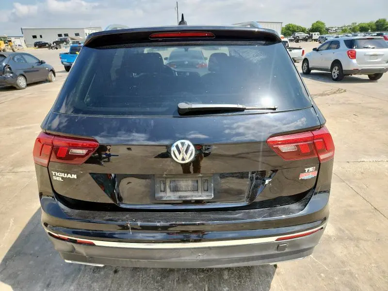 2018 VOLKSWAGEN TIGUAN SE  