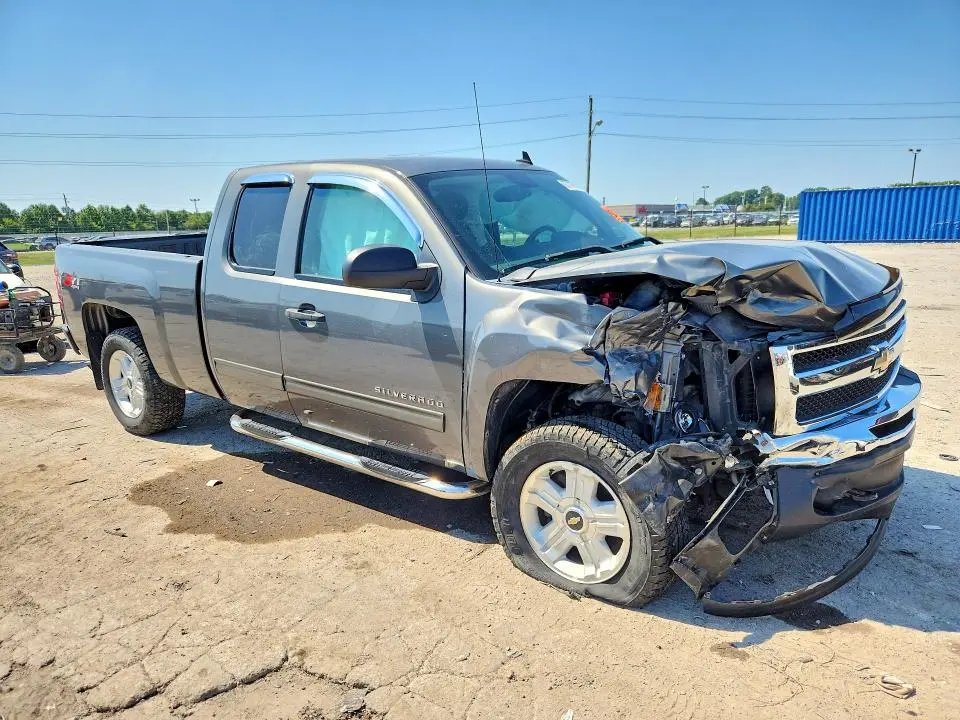 2011 CHEVROLET SILVERADO K1500 LT  