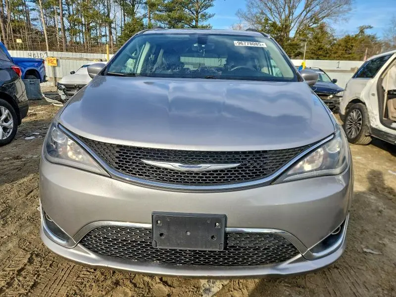 2017 CHRYSLER PACIFICA TOURING L  