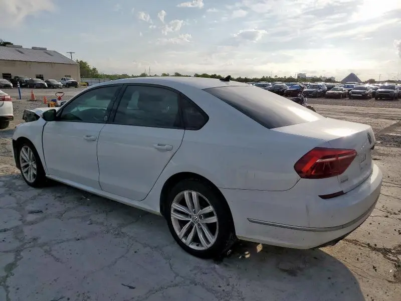2019 VOLKSWAGEN PASSAT WOLFSBURG  