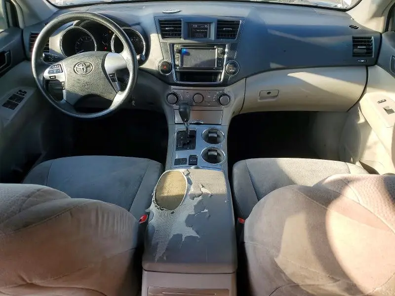 2013 TOYOTA HIGHLANDER BASE  