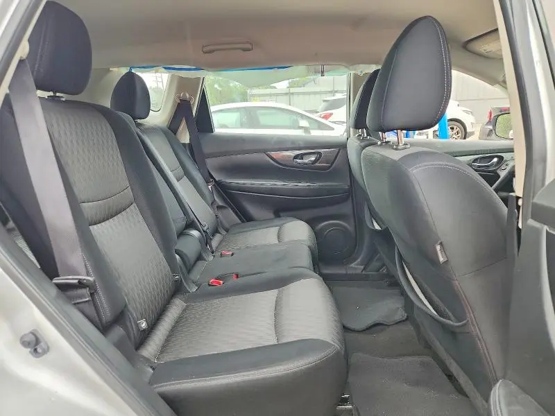 2017 NISSAN ROGUE   
