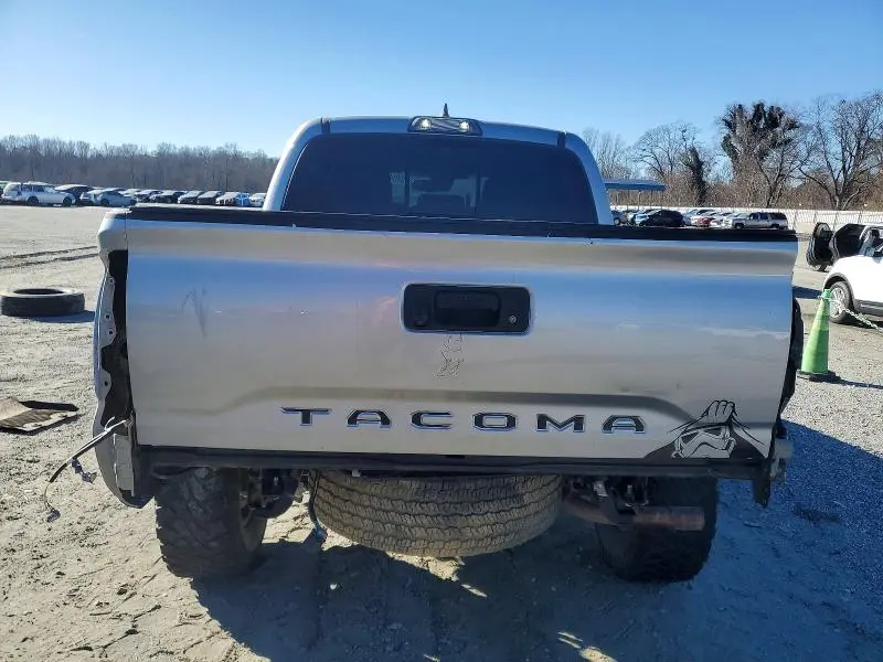 2018 TOYOTA TACOMA DOUBLE CAB  