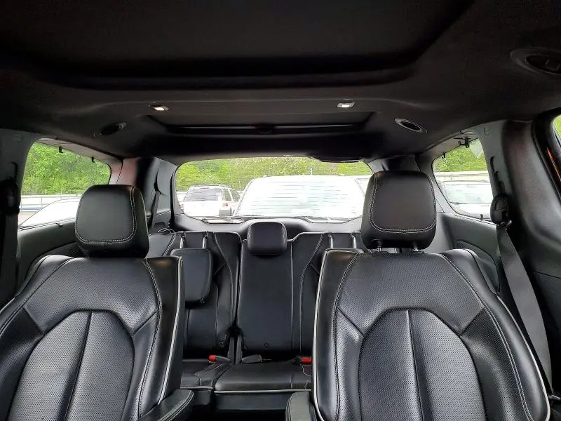 2019 CHRYSLER PACIFICA HYBRID LIMITED  