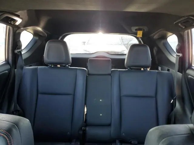 2016 TOYOTA RAV4 SE  