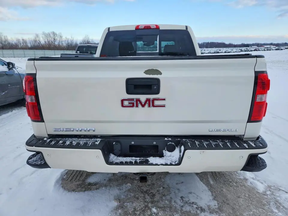 2015 GMC SIERRA K1500 DENALI  