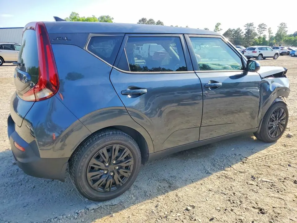 2020 KIA SOUL LX  