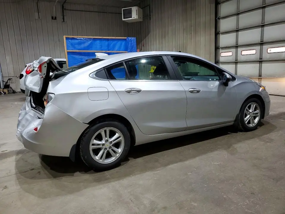 2016 CHEVROLET CRUZE LT  