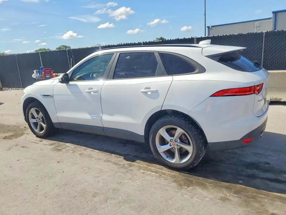 2017 JAGU F-PACE PRE   
