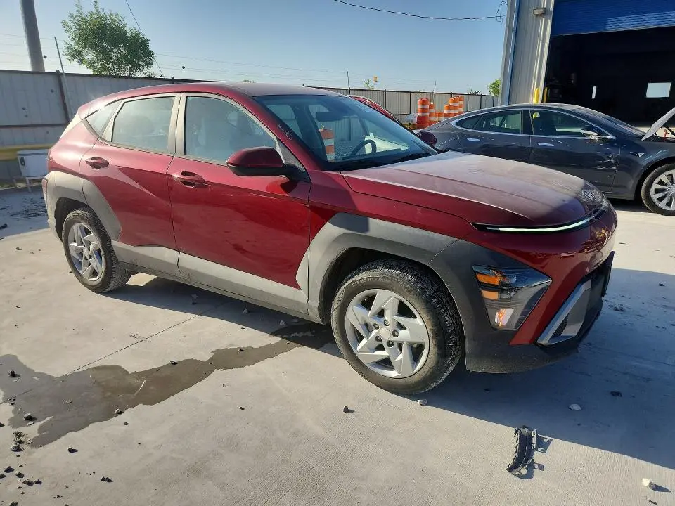 2025 HYUNDAI KONA SE  