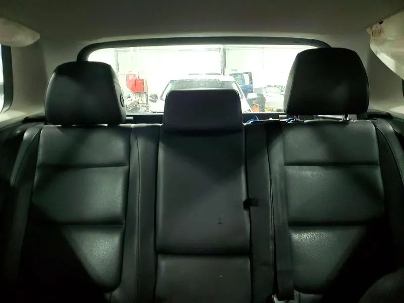 2014 VOLKSWAGEN TIGUAN S  