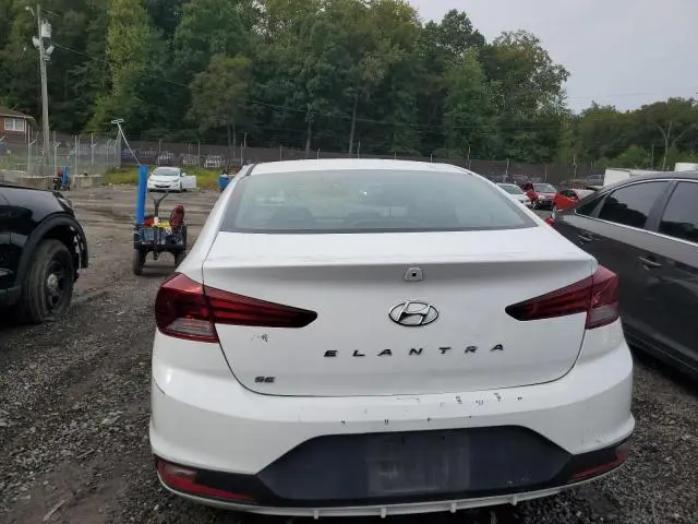 2019 HYUNDAI ELANTRA SE