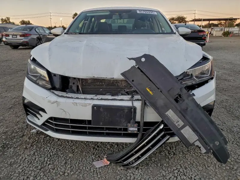 2018 VOLKSWAGEN PASSAT S  