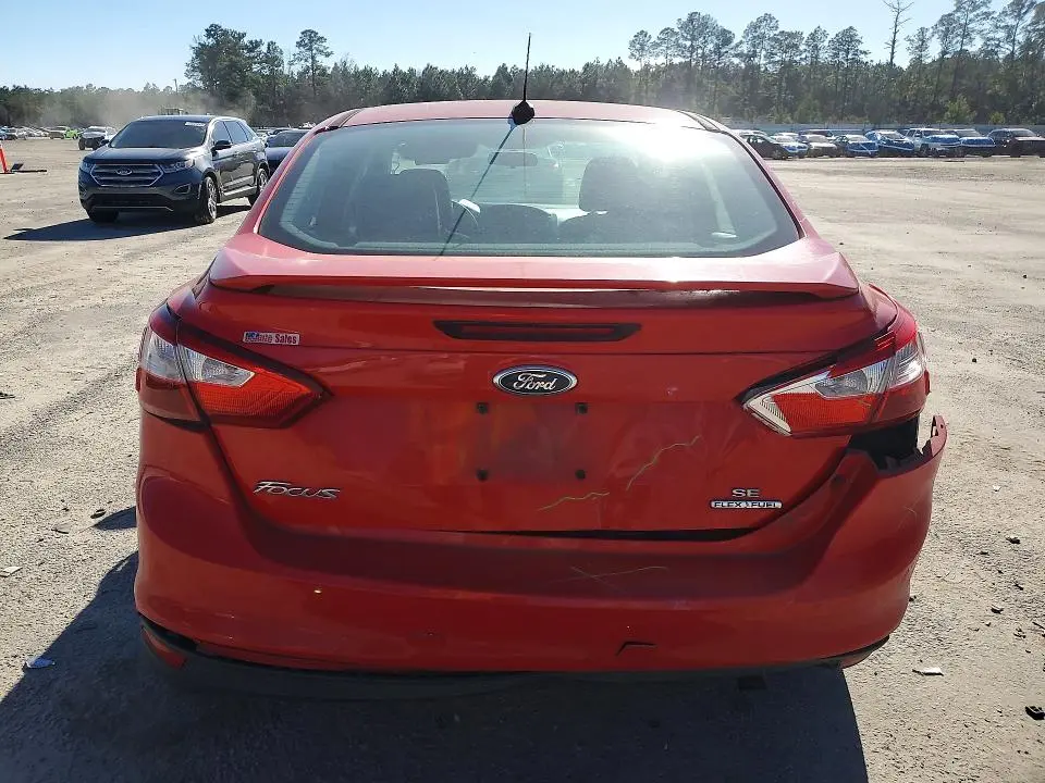 2014 FORD FOCUS SE  