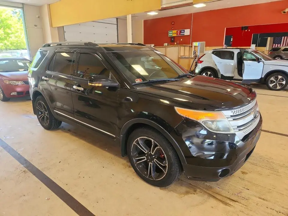 2012 FORD EXPLORER XLT  