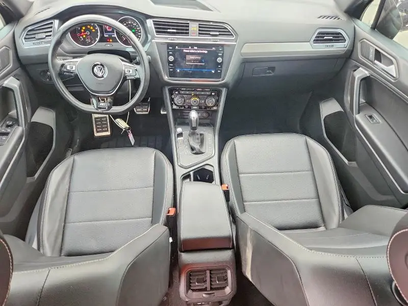 2021 VOLKSWAGEN TIGUAN SE  