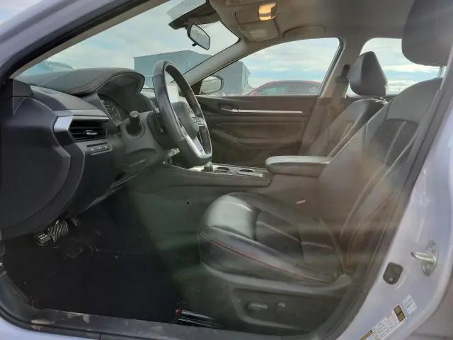 2024 NISSAN ALTIMA SR  