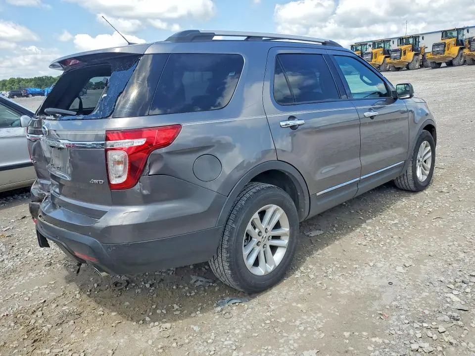 2011 FORD EXPLORER XLT  