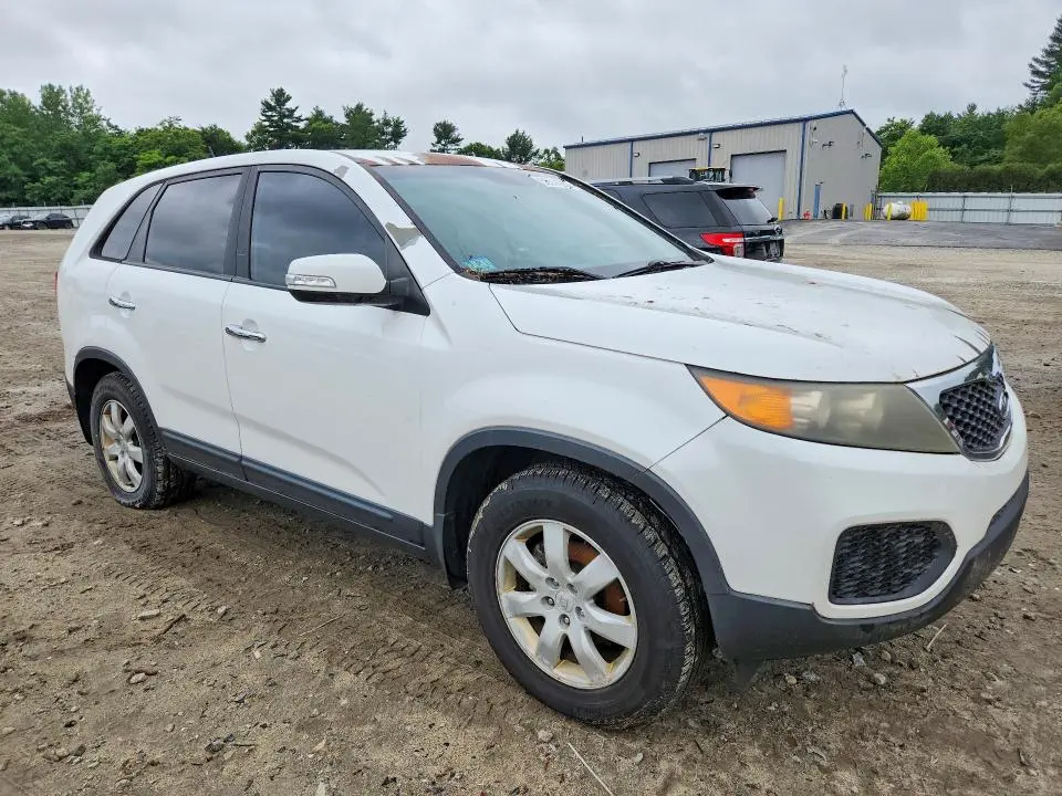 2011 KIA SORENTO LX  