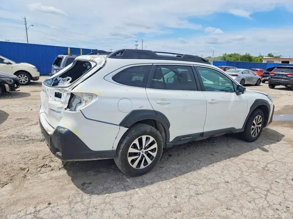 2024 SUBARU OUTBACK PREMIUM  